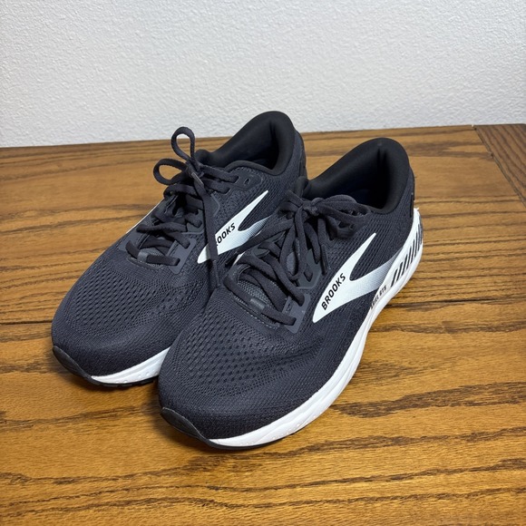 Brooks Women Ariel GTS 24 Running Shoe Sz 10D Wide Grey Sneaker 1204141D016 EUC - Picture 1 of 10